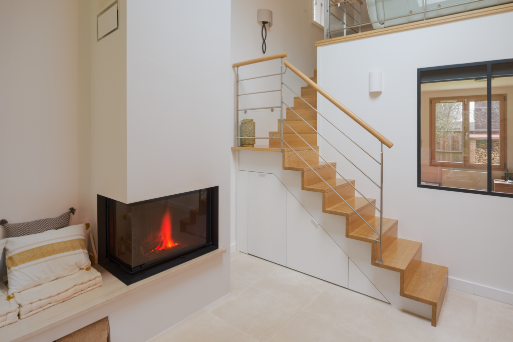 rangement sous escalier sur mesure
